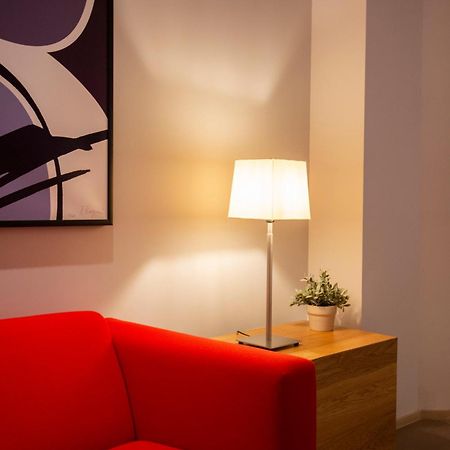 Hotel Dimorae Rooms And Suites - Apartments Чивітанова-Марке Екстер'єр фото