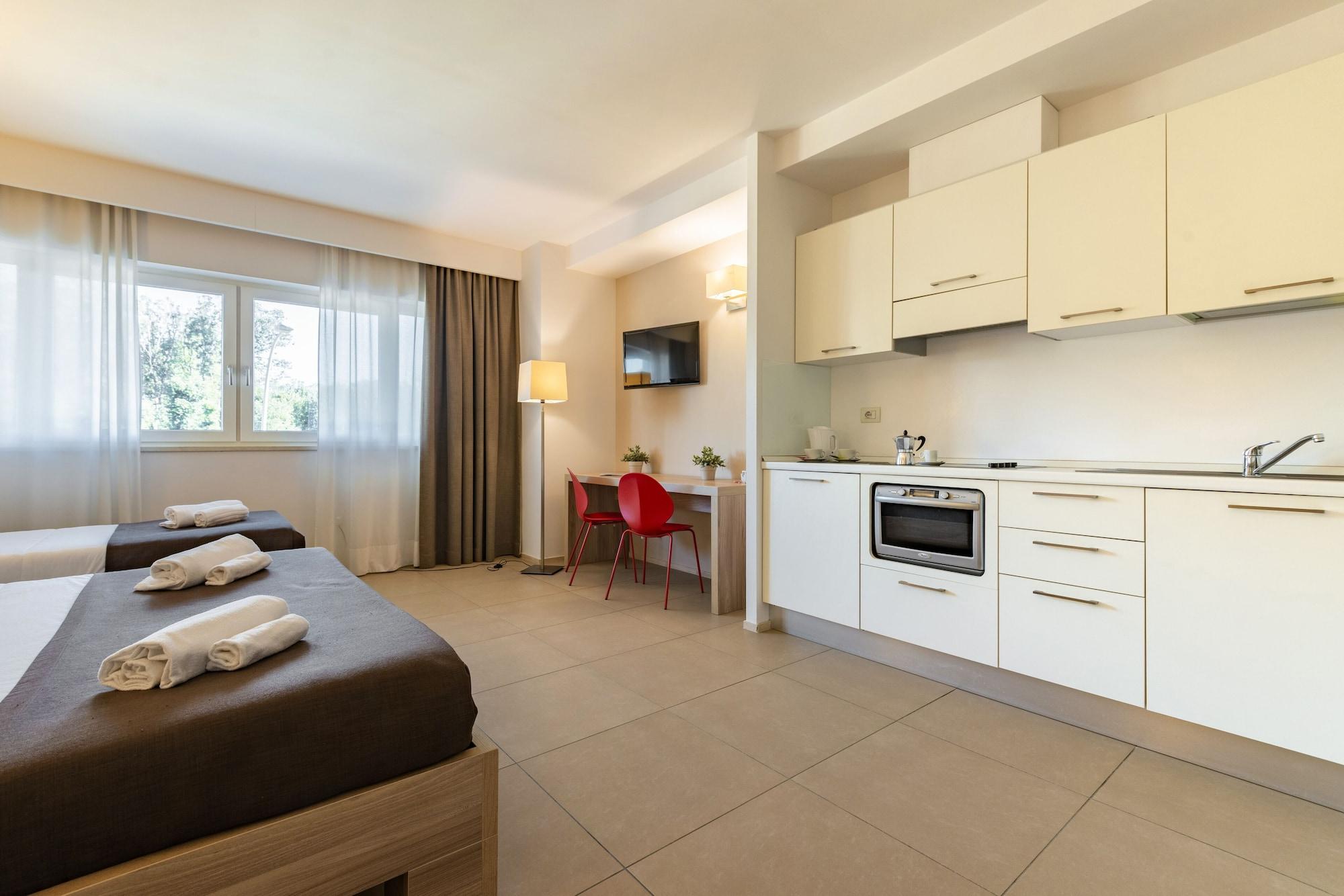 Hotel Dimorae Rooms And Suites - Apartments Чивітанова-Марке Екстер'єр фото